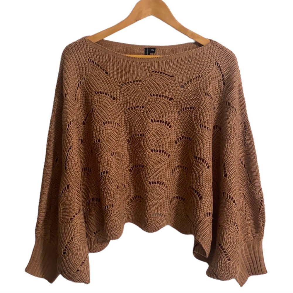 Moon & Madison Taupe Cropped Sweater Size XS